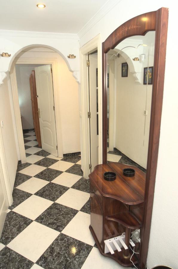 Habitacion En El Corazon Del Centro De Малага Экстерьер фото